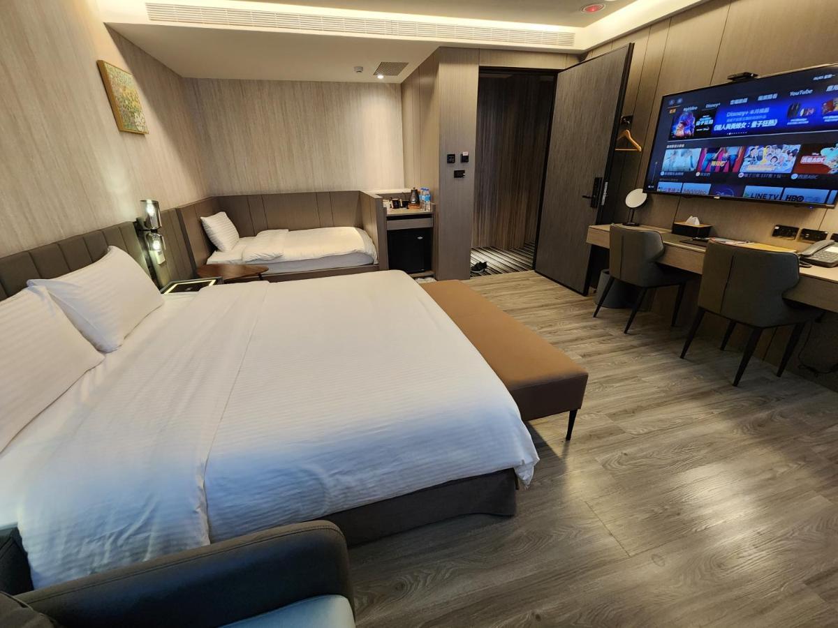 Hualien Pink Corner Hotel Exterior foto