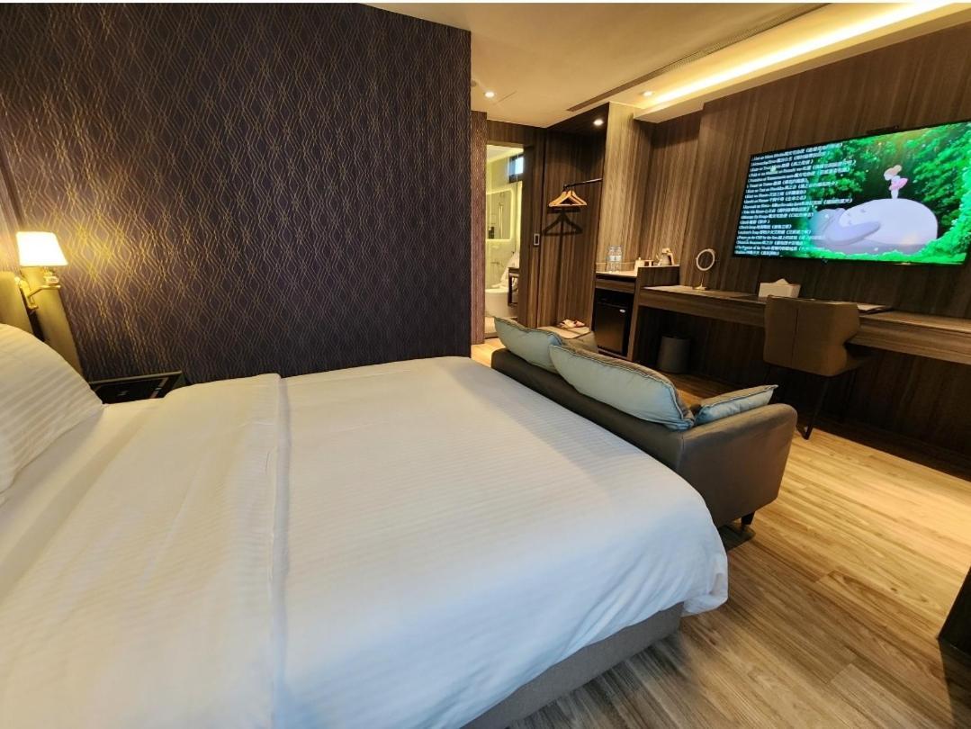 Hualien Pink Corner Hotel Exterior foto