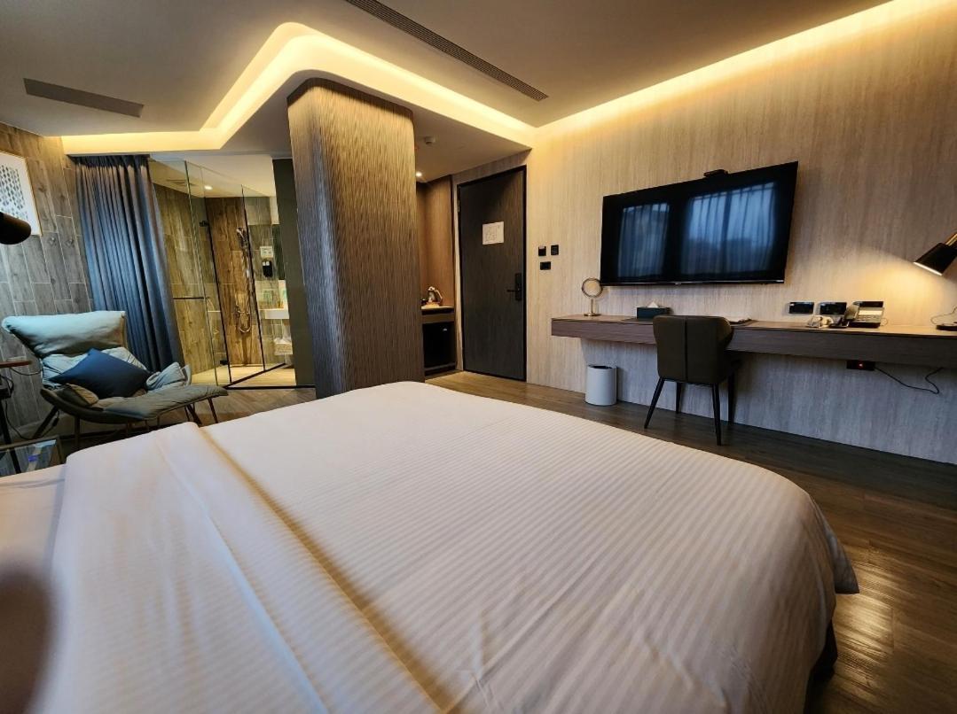Hualien Pink Corner Hotel Exterior foto